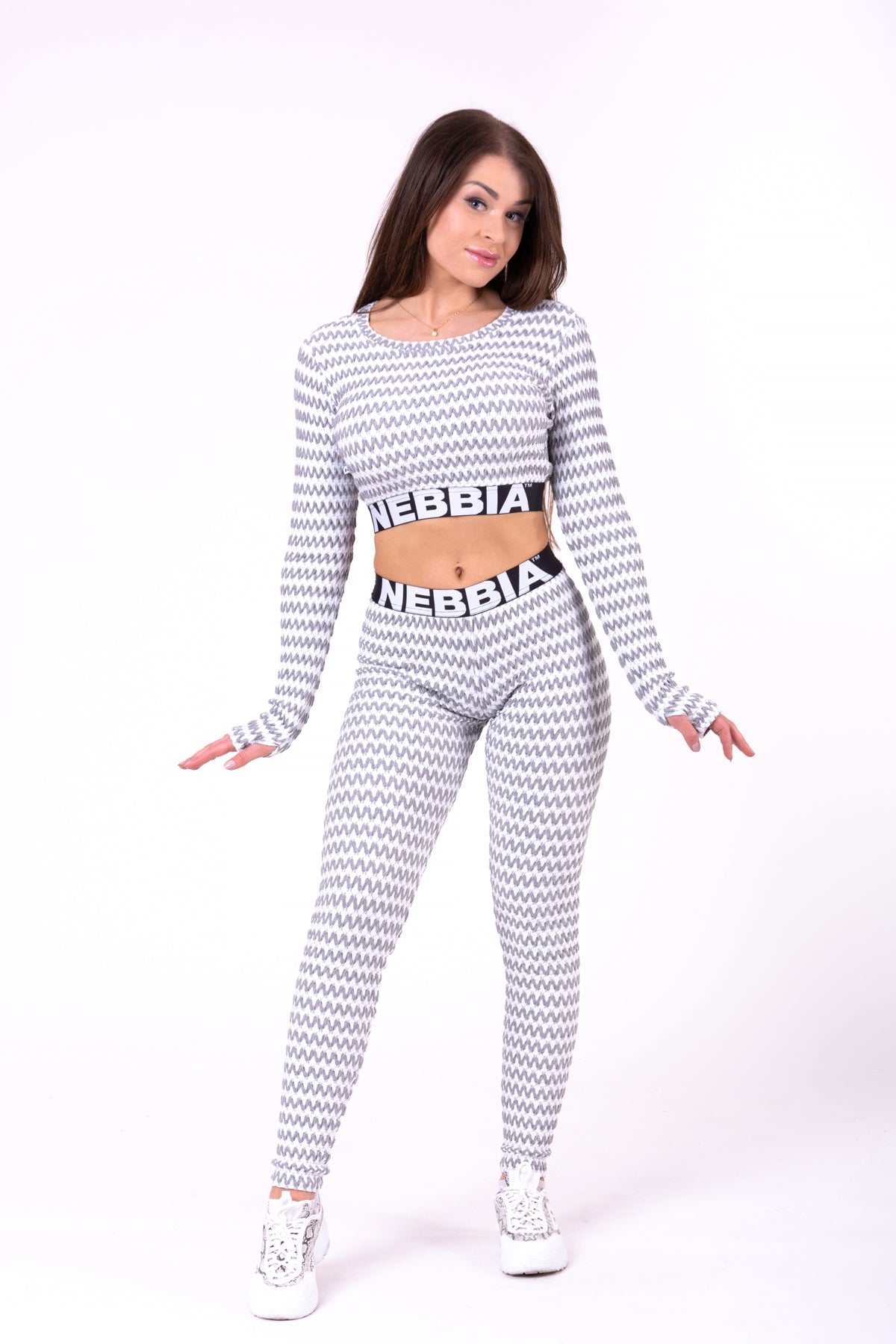 NEBBIA- Boho 3D Pattern Crop Top, ljus grå