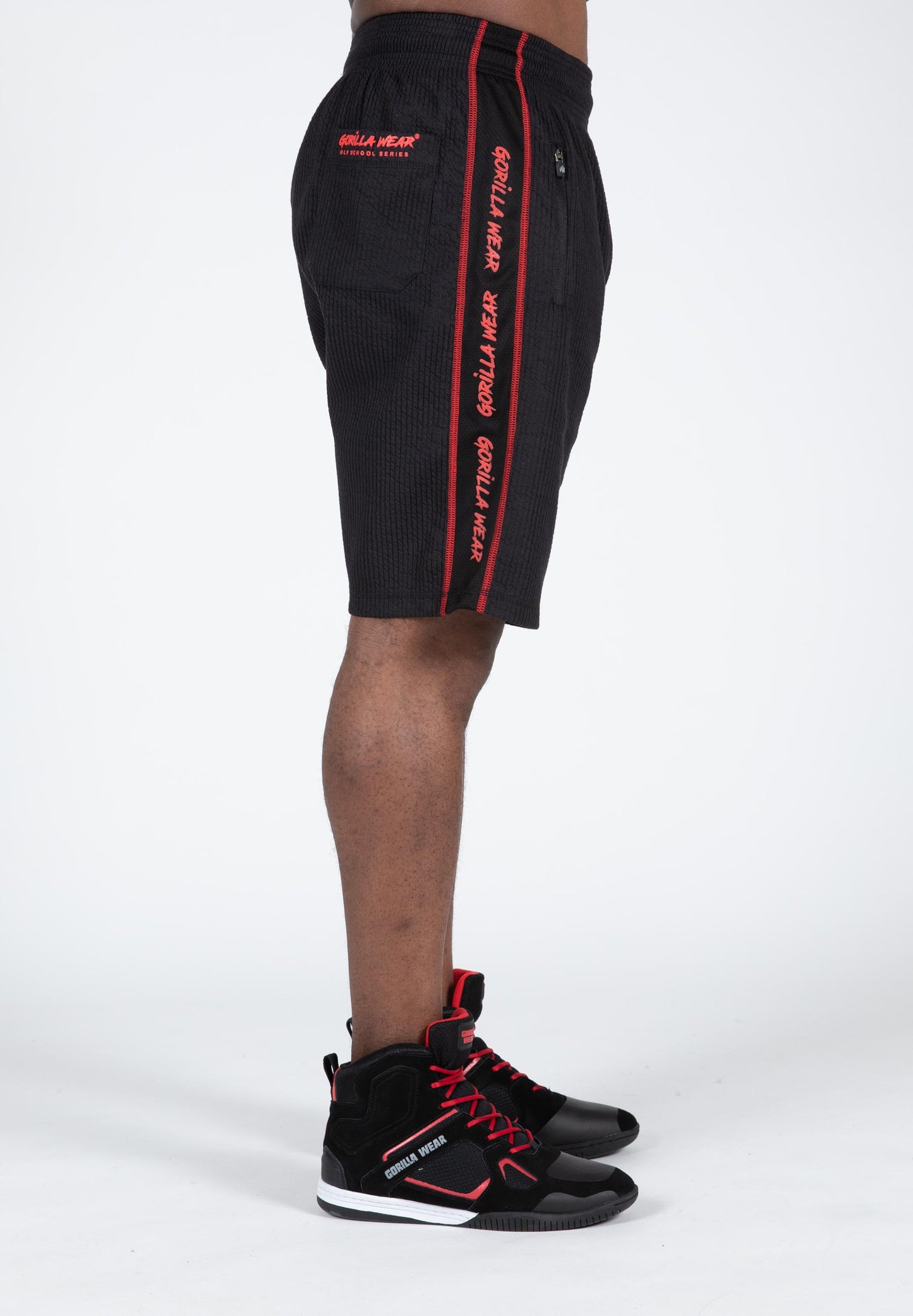Gorilla Wear Buffalo Old School Workout Shorts, svart/röd