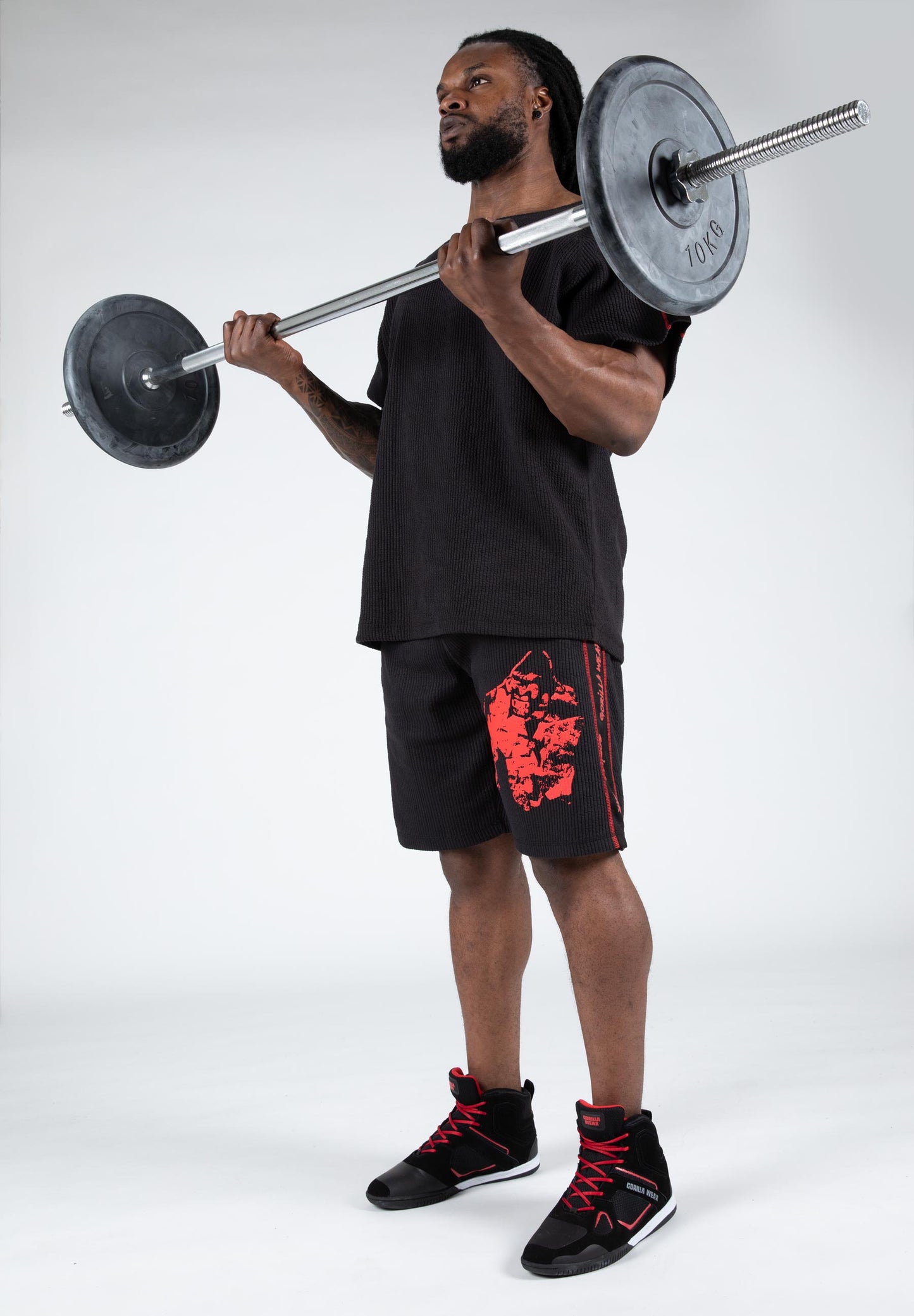 Gorilla Wear Buffalo Old School Workout Shorts, svart/röd