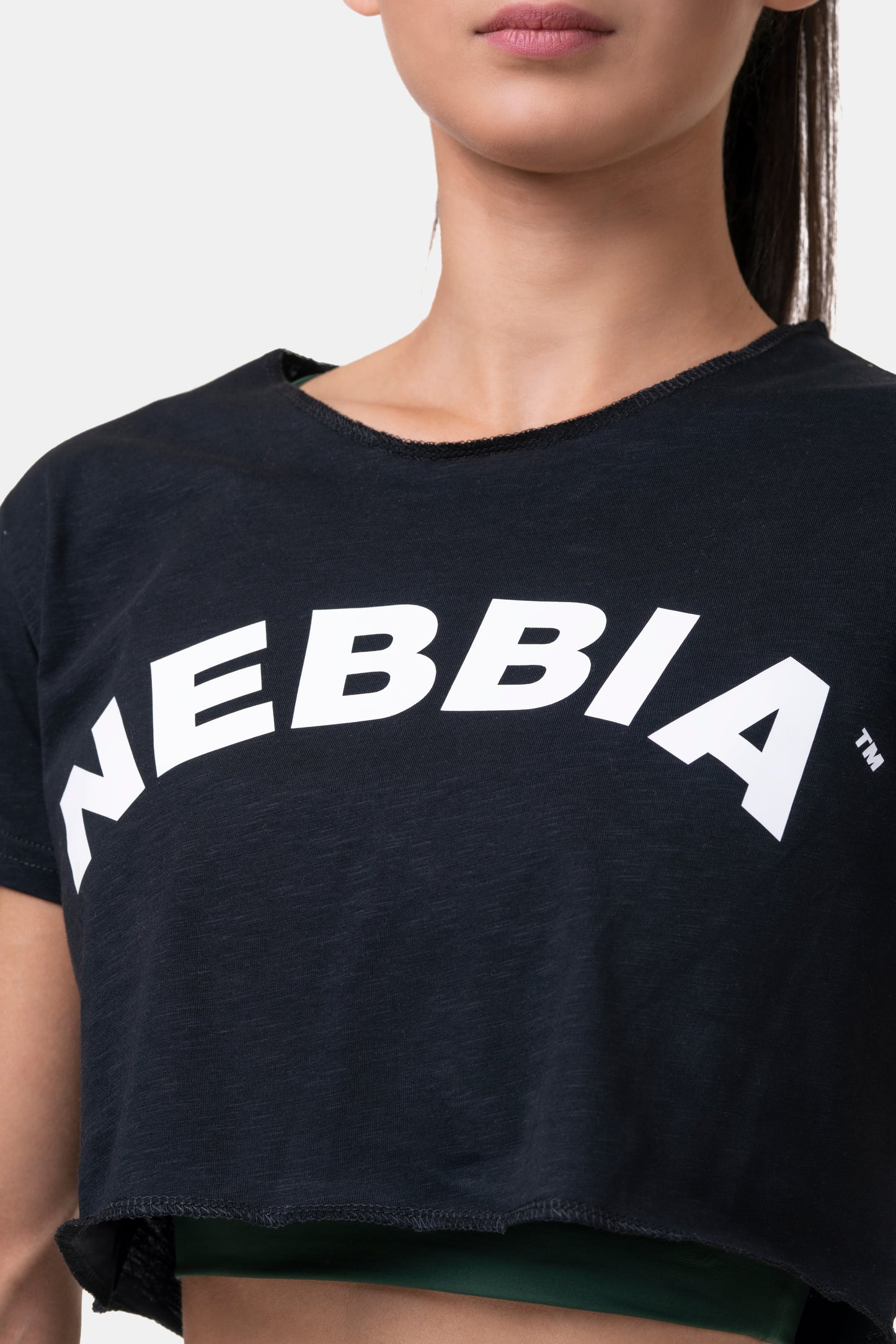 NEBBIA Loose Sporty Crop Top, svart