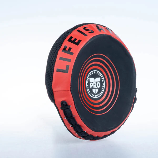 Fighter Round Shield Pro Small - svart/röd