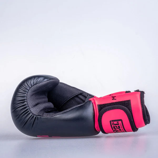 Fighter handskar med öppna händer -svart/rosa
