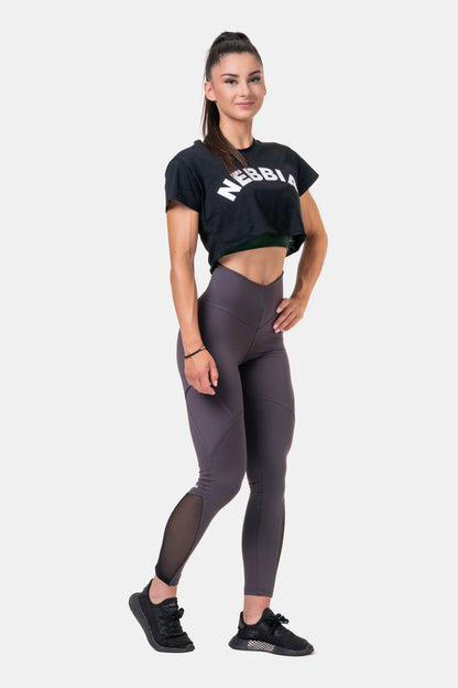 NEBBIA Loose Sporty Crop Top, svart